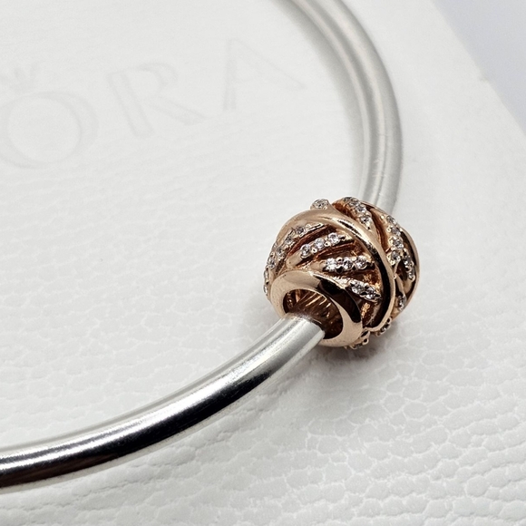 🎁 Authentic Pandora ⭐️RETIRED⭐️ ROSE FEATHER CHARM - Picture 4 of 7